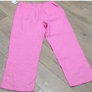 Elegant Woman's Charter Club Luxury pink wide leg linen pants. 100% linen.
NWT!
